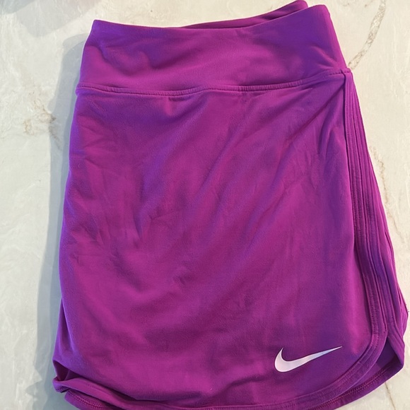 Lot of 3 Nike Dri Fit  Tennis skirts—size Large - Picture 7 of 9